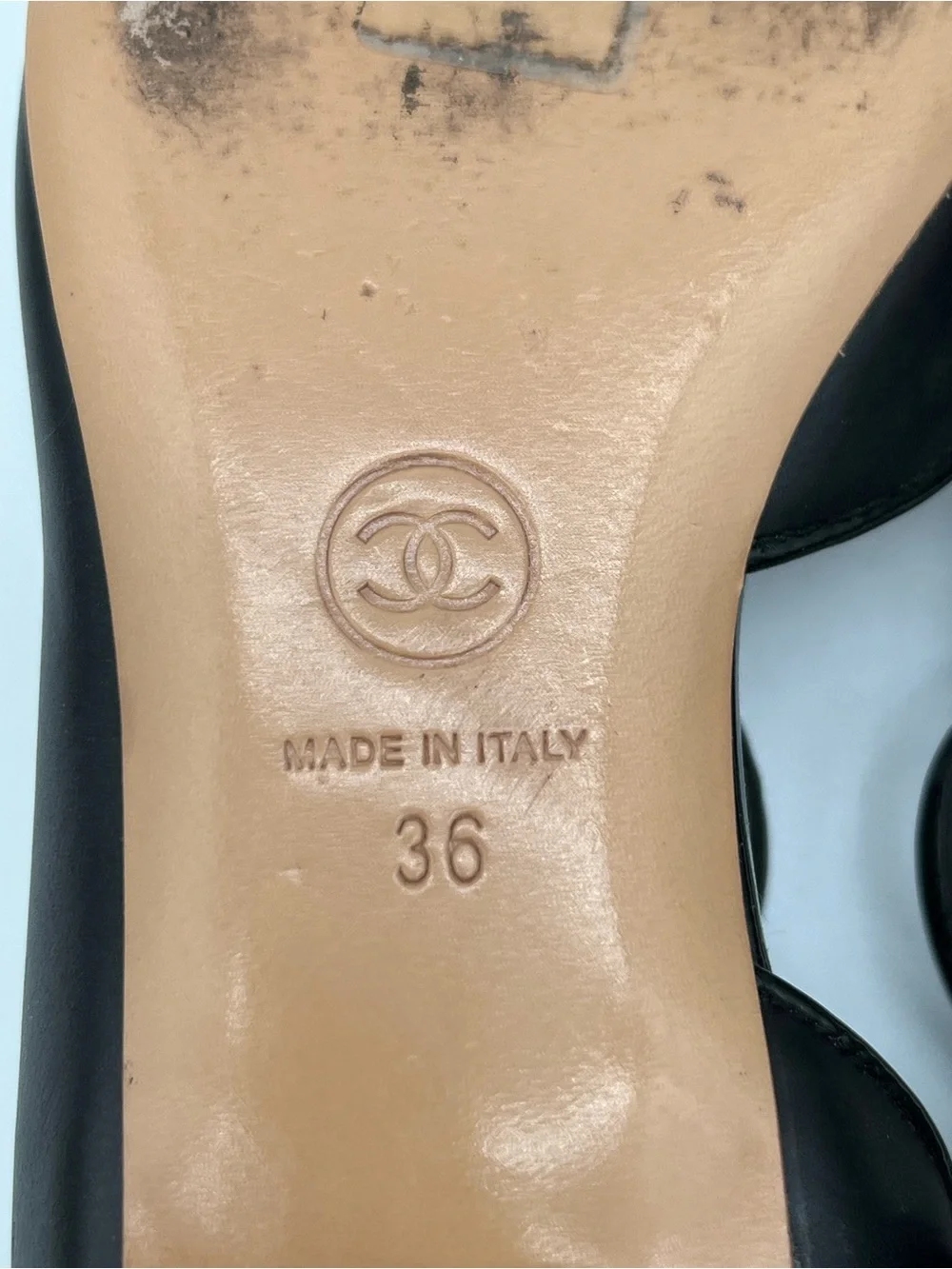 🔴Authentic CHANEL Black Leather Ballet Flats/Shoes🔴